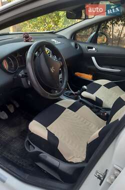 Универсал Peugeot 308 2012 в 