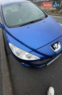 Хетчбек Peugeot 308 2010 в Києві