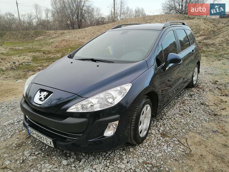 Универсал Peugeot 308 2011 в 