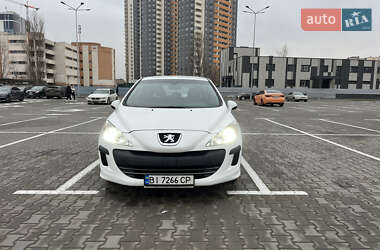 Хетчбек Peugeot 308 2010 в Києві