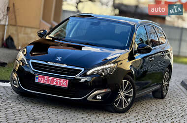 Універсал Peugeot 308 2016 в Трускавці