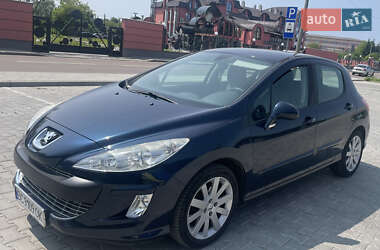 Хэтчбек Peugeot 308 2010 в Дрогобыче