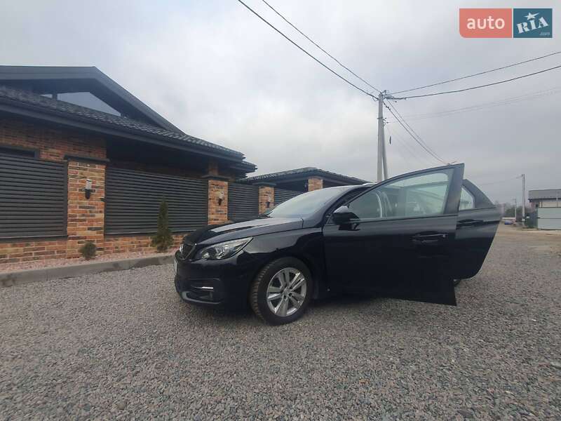 Универсал Peugeot 308 2019 в Киеве