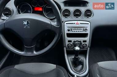 Хетчбек Peugeot 308 2008 в 