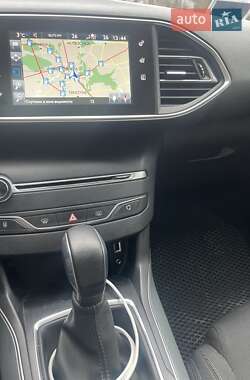 Универсал Peugeot 308 2018 в 