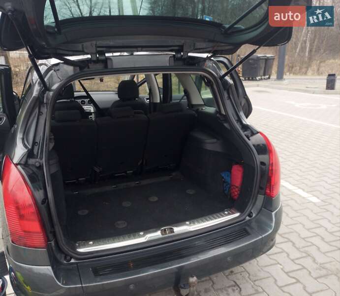 Универсал Peugeot 308 2009 в Бориславе