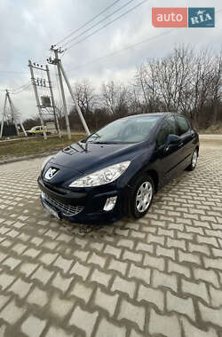 Хэтчбек Peugeot 308 2009 в Львове