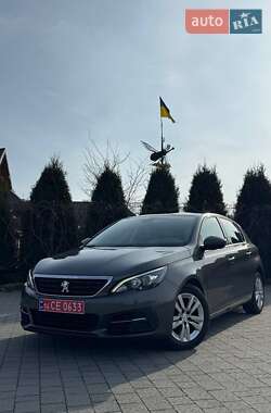 Хетчбек Peugeot 308 2017 в Стрию