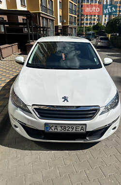 Peugeot 308 2016