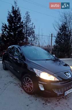 Хэтчбек Peugeot 308 2010 в 