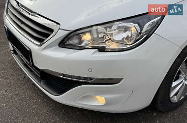Универсал Peugeot 308 2015 в 