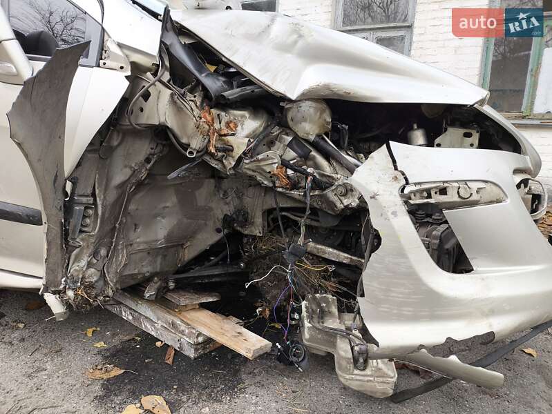 Хэтчбек Peugeot 308 2009 в Знаменовке фото 11 Хэтчбек Peugeot 308 2009 в Знаменовке