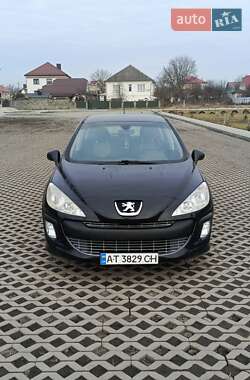 Хетчбек Peugeot 308 2008 в Коломиї