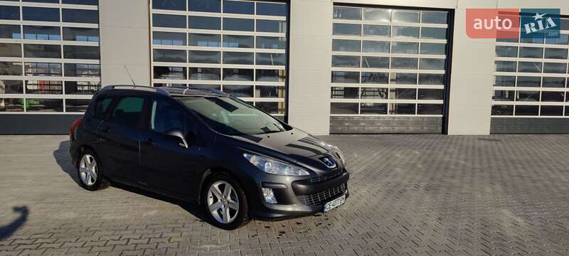 Універсал Peugeot 308 2008 в Чернівцях
