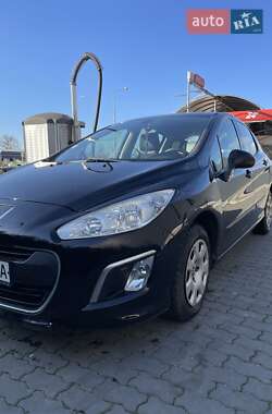 Peugeot 308 2011 Peugeot 308 2011