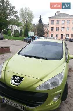 Хэтчбек Peugeot 308 2008 в Львове