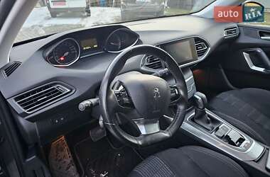 Универсал Peugeot 308 2015 в Стрые