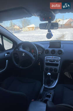 Універсал Peugeot 308 2011 в Сарнах