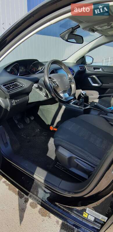 Универсал Peugeot 308 2015 в Чернигове фото 11 Универсал Peugeot 308 2015 в Чернигове