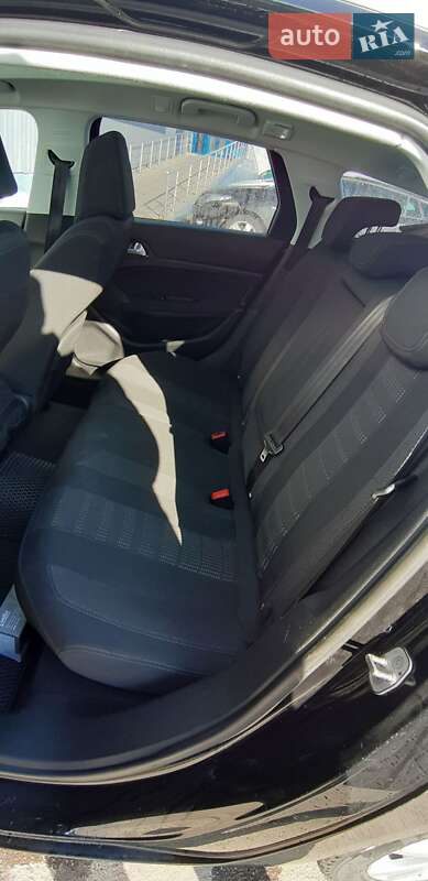 Универсал Peugeot 308 2015 в Чернигове фото 16 Универсал Peugeot 308 2015 в Чернигове