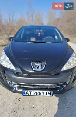 Хэтчбек Peugeot 308 2007 в Ивано-Франковске