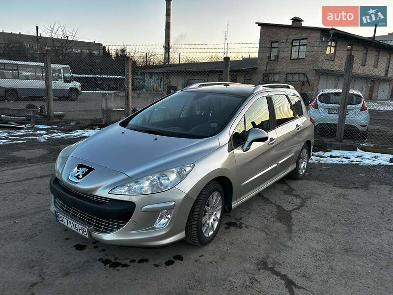 Универсал Peugeot 308 2008 в Ровно