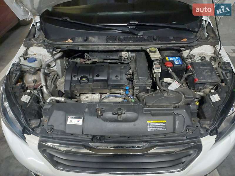 Універсал Peugeot 308 2015 в Києві