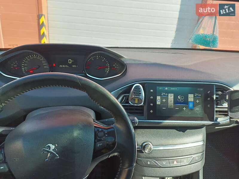 Универсал Peugeot 308 2014 в Сумах