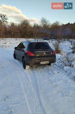 Хэтчбек Peugeot 308 2011 в 
