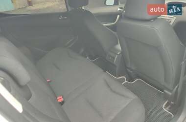 Хэтчбек Peugeot 308 2009 в 