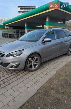 Універсал Peugeot 308 2015 в Львові