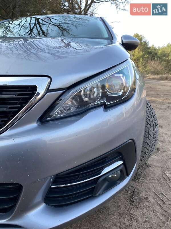 Хетчбек Peugeot 308 2018 в Гайвороні