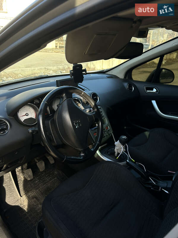 Універсал Peugeot 308 2008 в Львові