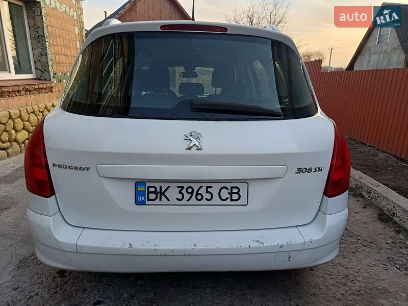 Универсал Peugeot 308 2013 в Дубно