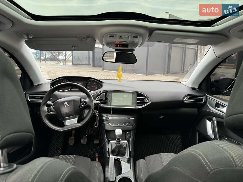 Универсал Peugeot 308 2015 в Ивано-Франковске фото 15 Универсал Peugeot 308 2015 в Ивано-Франковске
