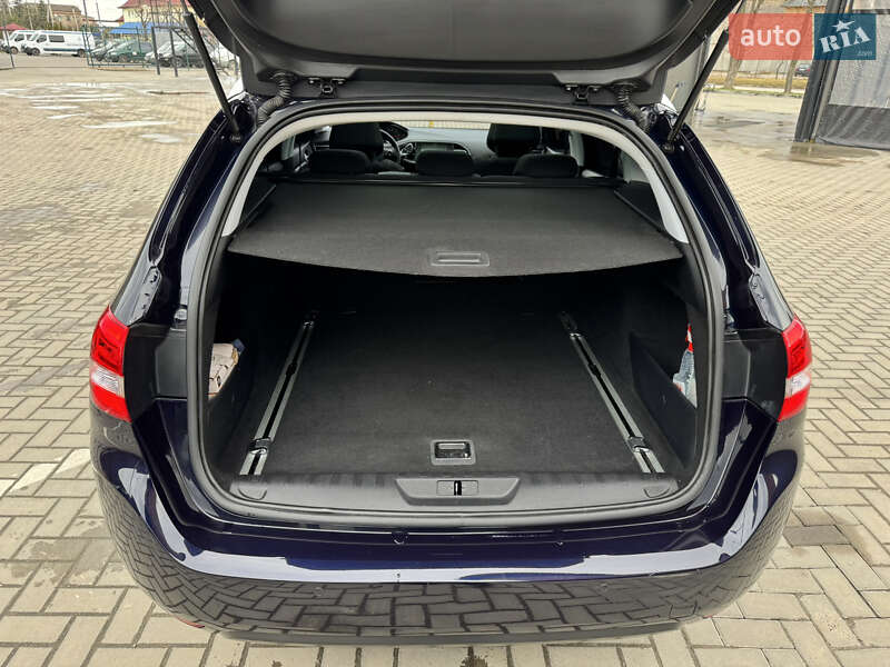 Универсал Peugeot 308 2015 в Ивано-Франковске фото 19 Универсал Peugeot 308 2015 в Ивано-Франковске