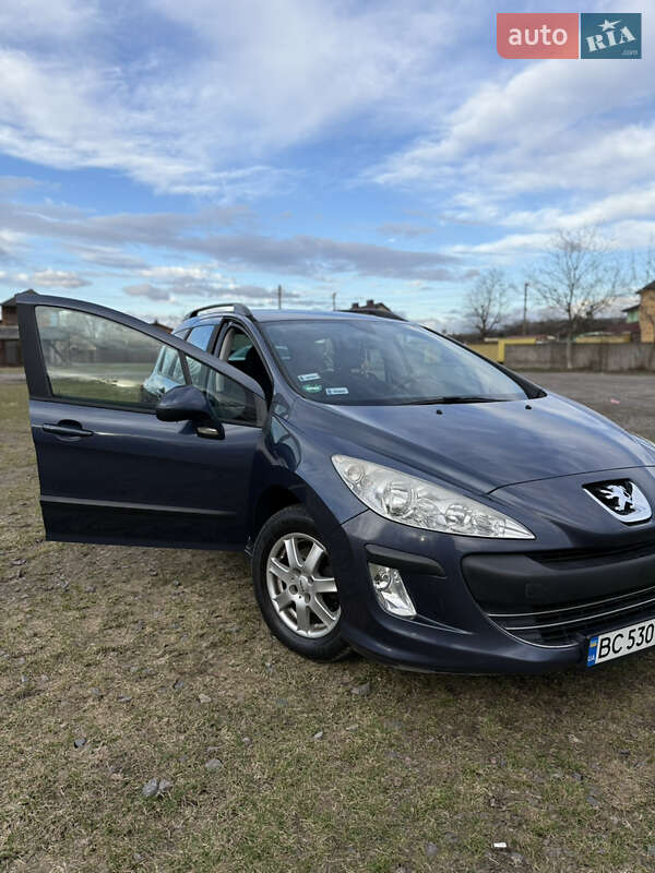 Универсал Peugeot 308 2008 в Бродах