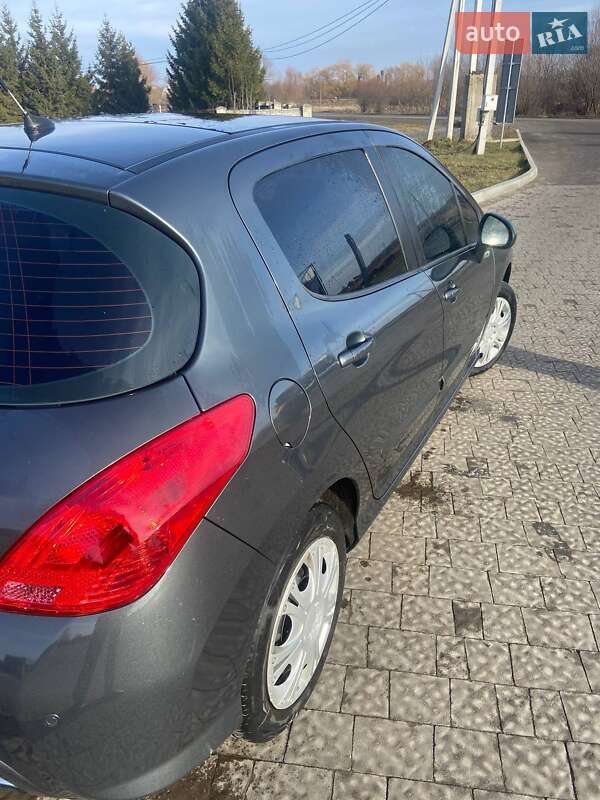 Хетчбек Peugeot 308 2007 в Шептицькому