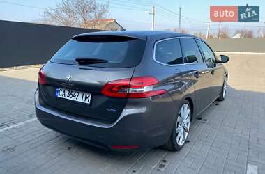 Универсал Peugeot 308 2015 в 