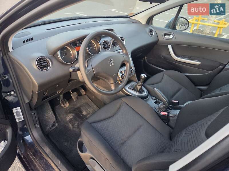 Универсал Peugeot 308 2010 в Броварах