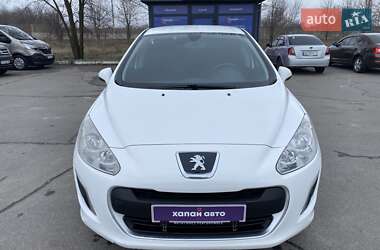 Хэтчбек Peugeot 308 2012 в 