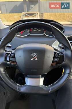 Хэтчбек Peugeot 308 2020 в 