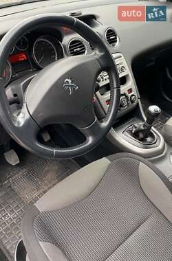 Peugeot 308 2012