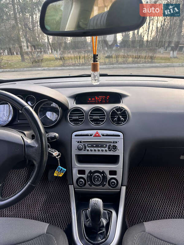 Універсал Peugeot 308 2011 в Дубні