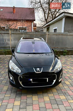 Универсал Peugeot 308 2011 в 