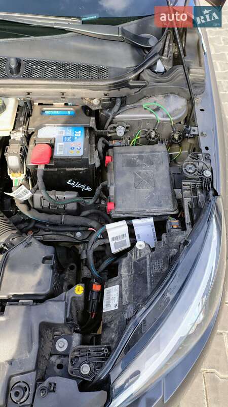 Універсал Peugeot 308 2018 в Полтаві фото 18 Універсал Peugeot 308 2018 в Полтаві