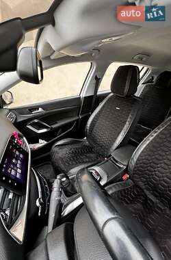 Хетчбек Peugeot 308 2016 в 