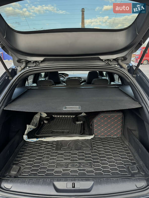Универсал Peugeot 308 2018 в Львове