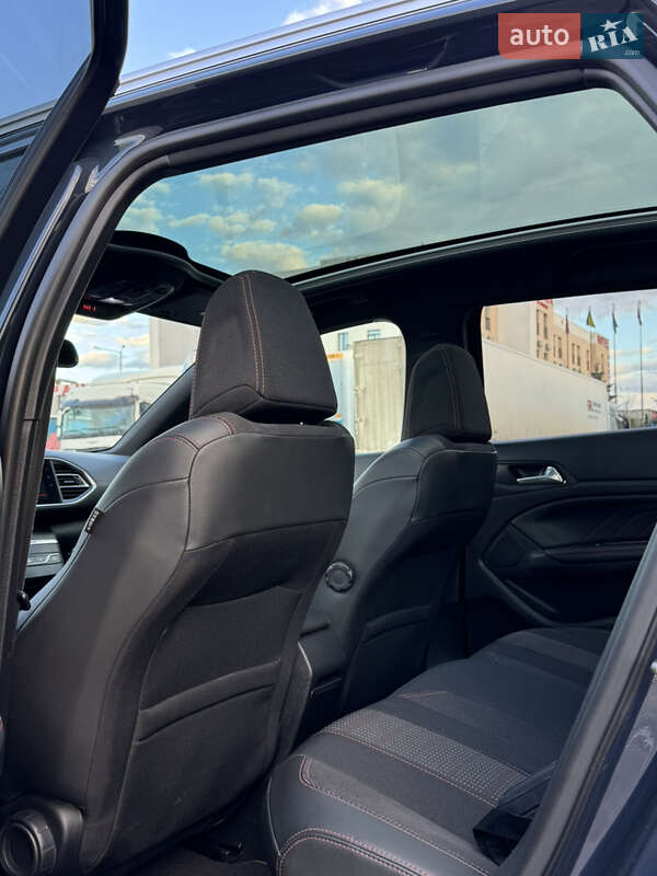 Универсал Peugeot 308 2018 в Львове