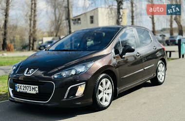 Peugeot 308 2012
